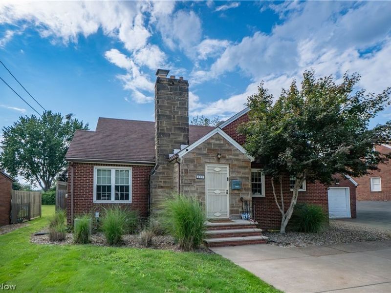 217 Whipple Avenue NW, Canton, OH 44708 Photo 1