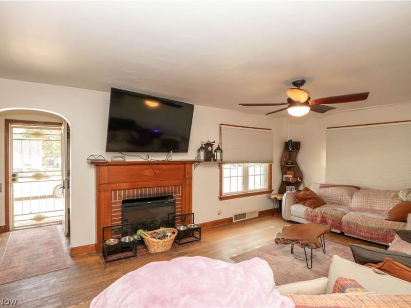 217 Whipple Avenue NW, Canton, OH 44708 Photo 6