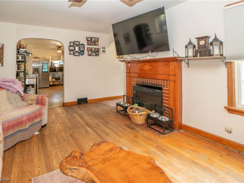 217 Whipple Avenue NW, Canton, OH 44708 Photo 9