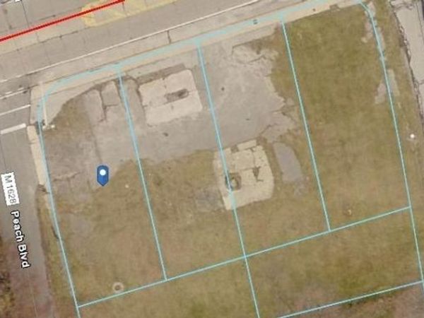 Lake Shore Boulevard , Willoughby, OH 44094