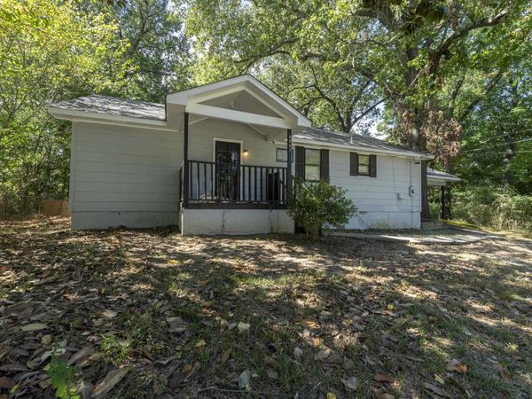 2067 COLLIER DR, Memphis, TN 38127