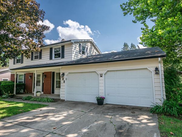 102 Lincolnwood Drive, Battle Creek, MI 49015