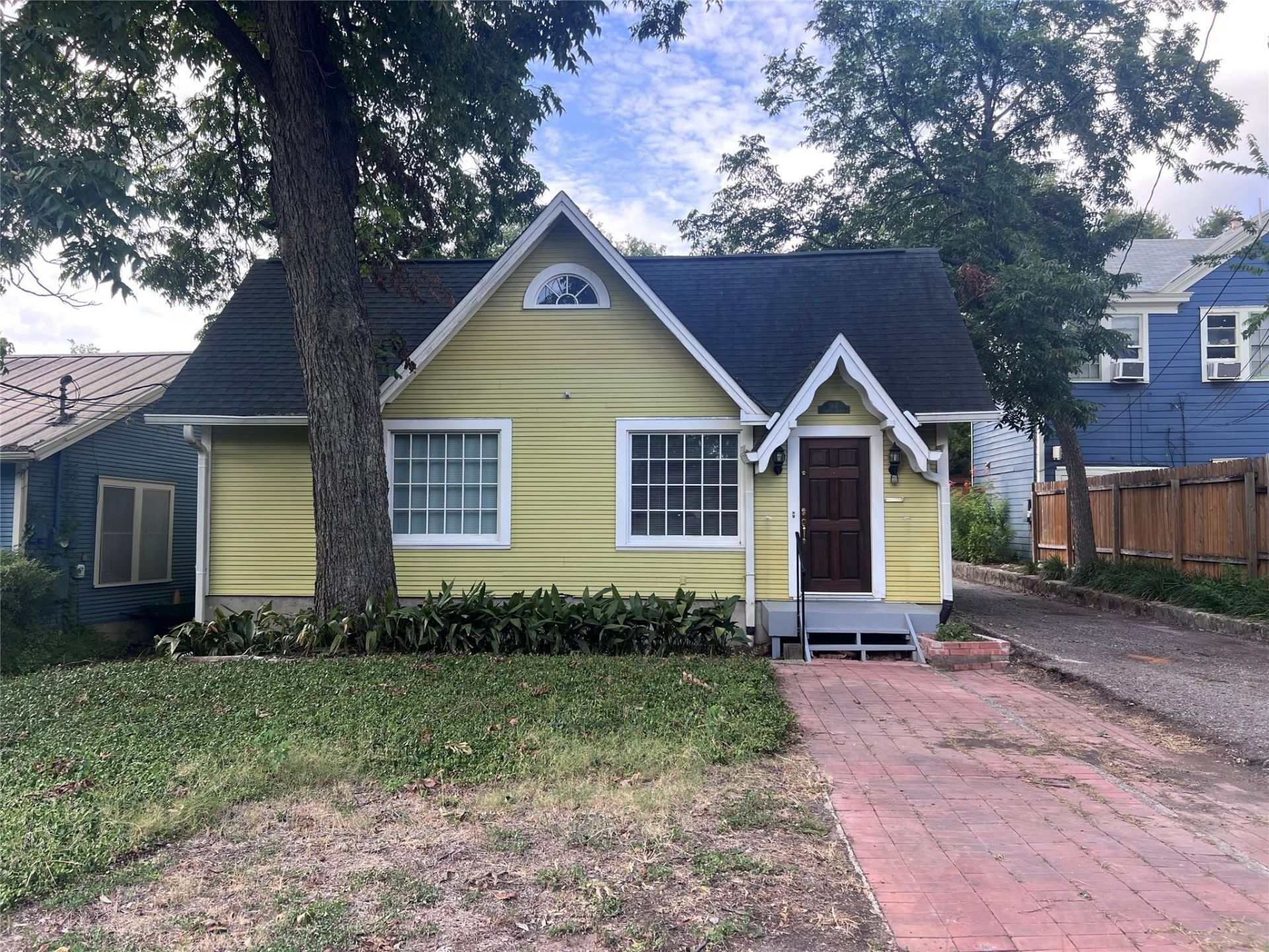 507 Harris Ave, Austin, TX 78705 Main Photo