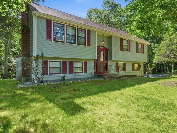 64 Marshall St, Holliston, MA 01746