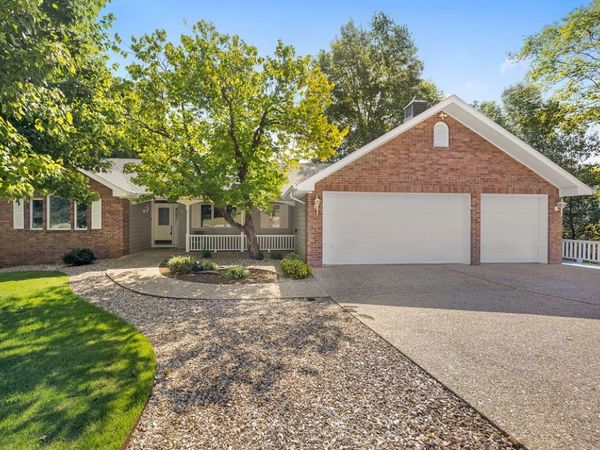 1 Kelaen Circle , Bella Vista, AR 72715