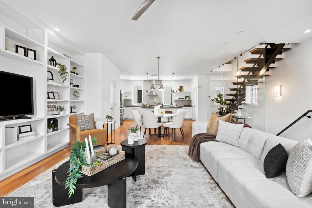 412 24 Moyer Street, Unit 11, Philadelphia, PA 19125 Main Photo