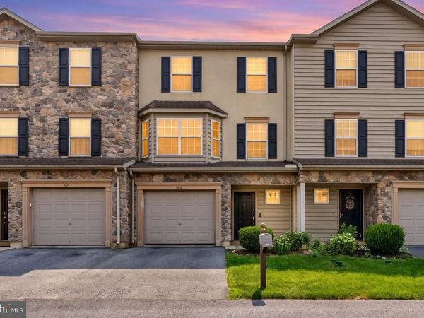 1012 YARN COURT , MOHRSVILLE, PA 19541