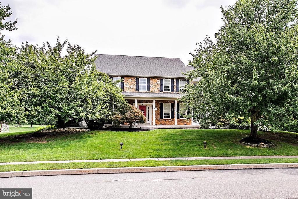 41 STEEPLECHASE LANE, ROYERSFORD, PA 19468
