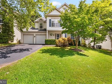 17204 ROSECLIFF COURT, ROUND HILL, VA 20141