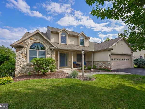 10 NESS COURT, SEVEN VALLEYS, PA 17360