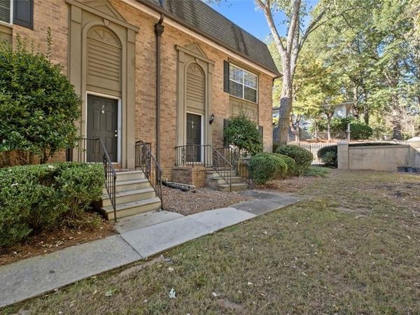 6980 Roswell Road , Unit A8, Atlanta, GA 30328