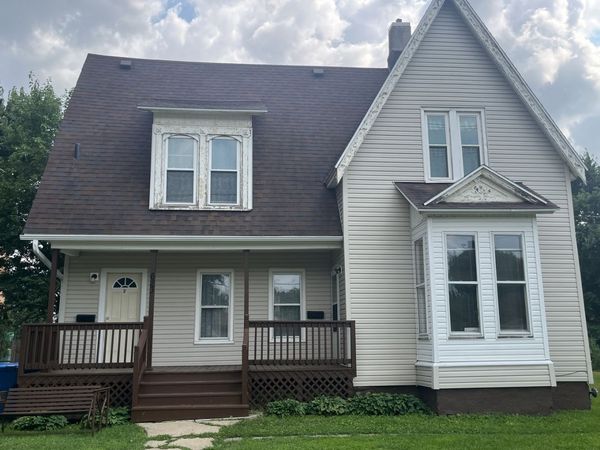 623 E 3rd Street , Kewanee, IL 61443