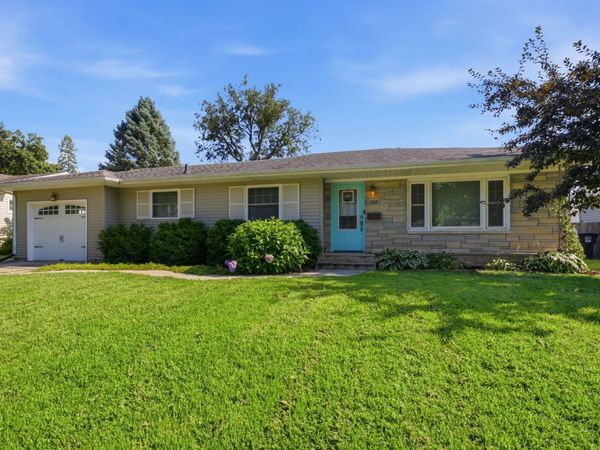 712 22nd Avenue , Moline, IL 61265