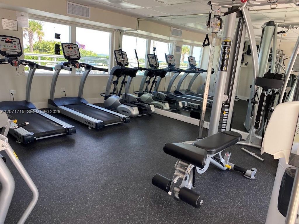 5005 Collins Ave , Unit 722, Miami Beach, FL 33140 Photo