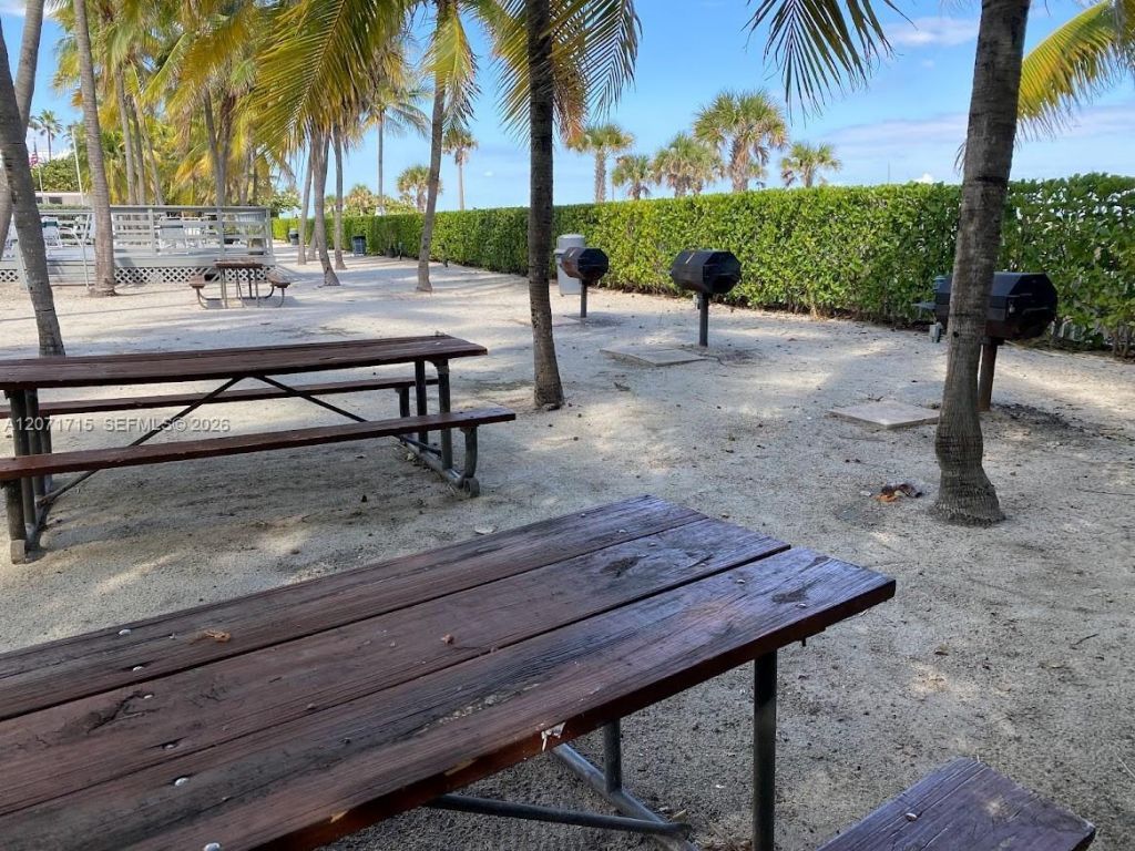 5005 Collins Ave , Unit 722, Miami Beach, FL 33140 Photo
