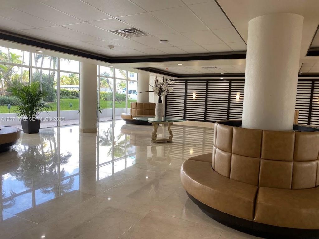 5005 Collins Ave , Unit 722, Miami Beach, FL 33140 Photo