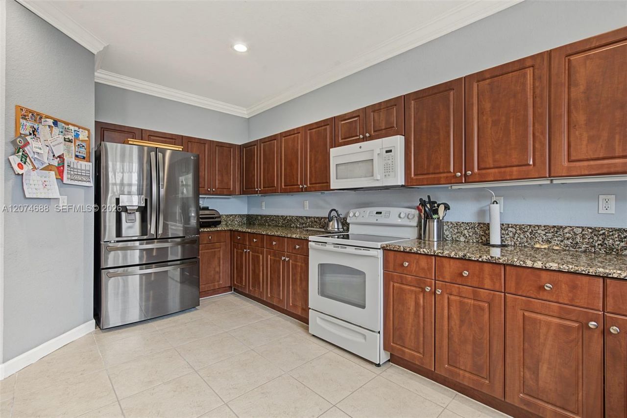 24065 SW 113th Psge, Homestead, FL 33032 Photo
