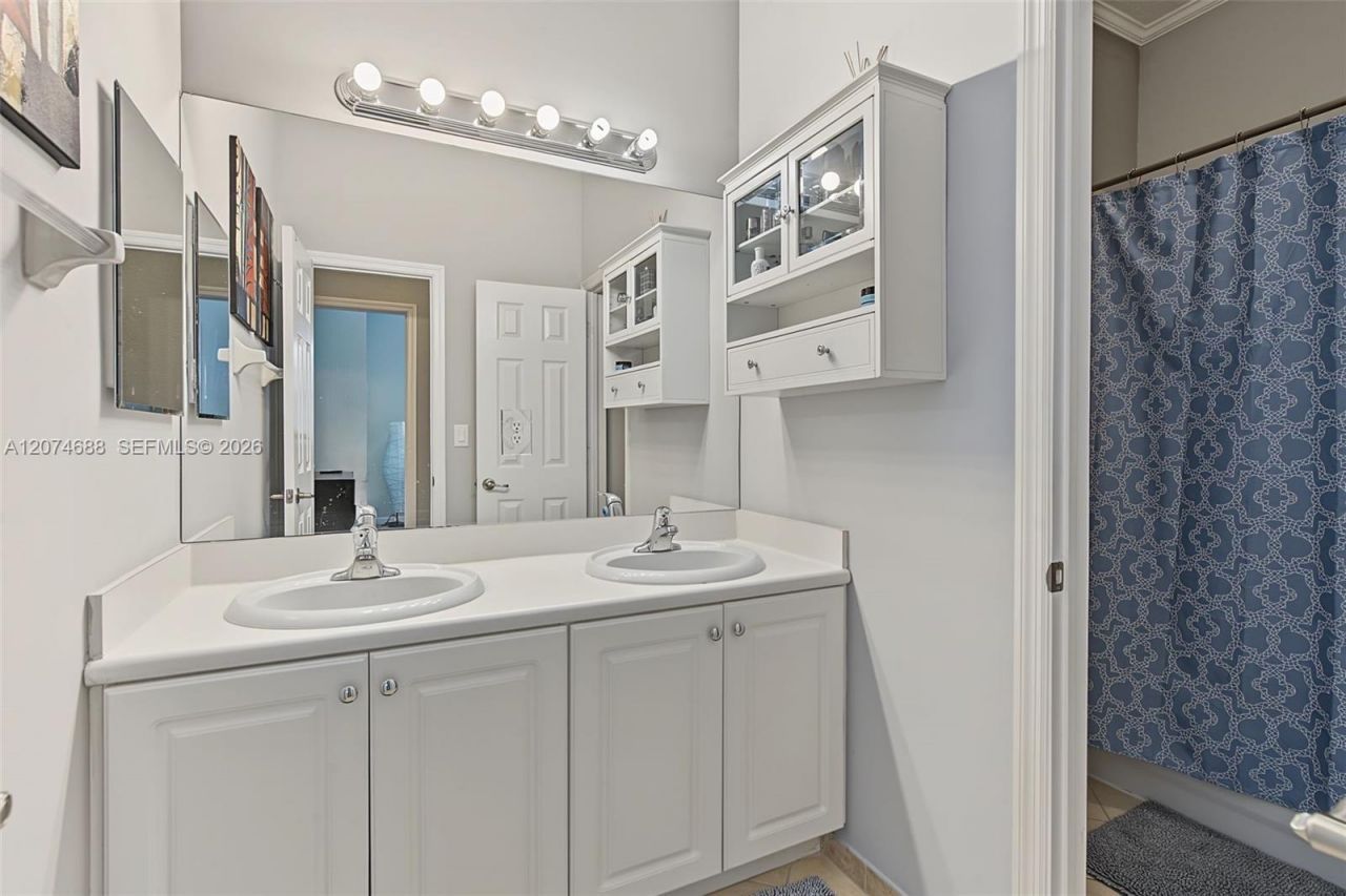 24065 SW 113th Psge, Homestead, FL 33032 Photo