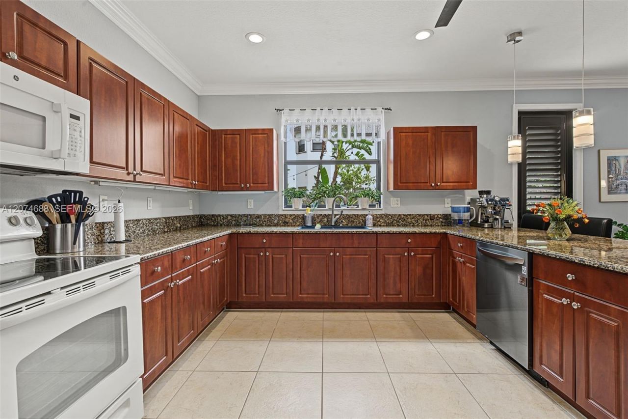 24065 SW 113th Psge, Homestead, FL 33032 Photo