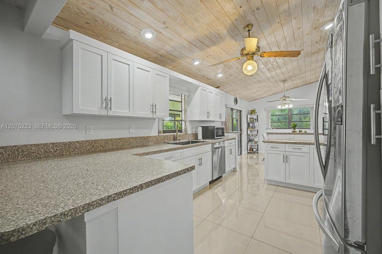 16880 SW 278th St, Homestead, FL 33031 Photo