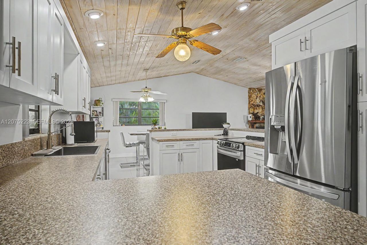 16880 SW 278th St, Homestead, FL 33031 Photo