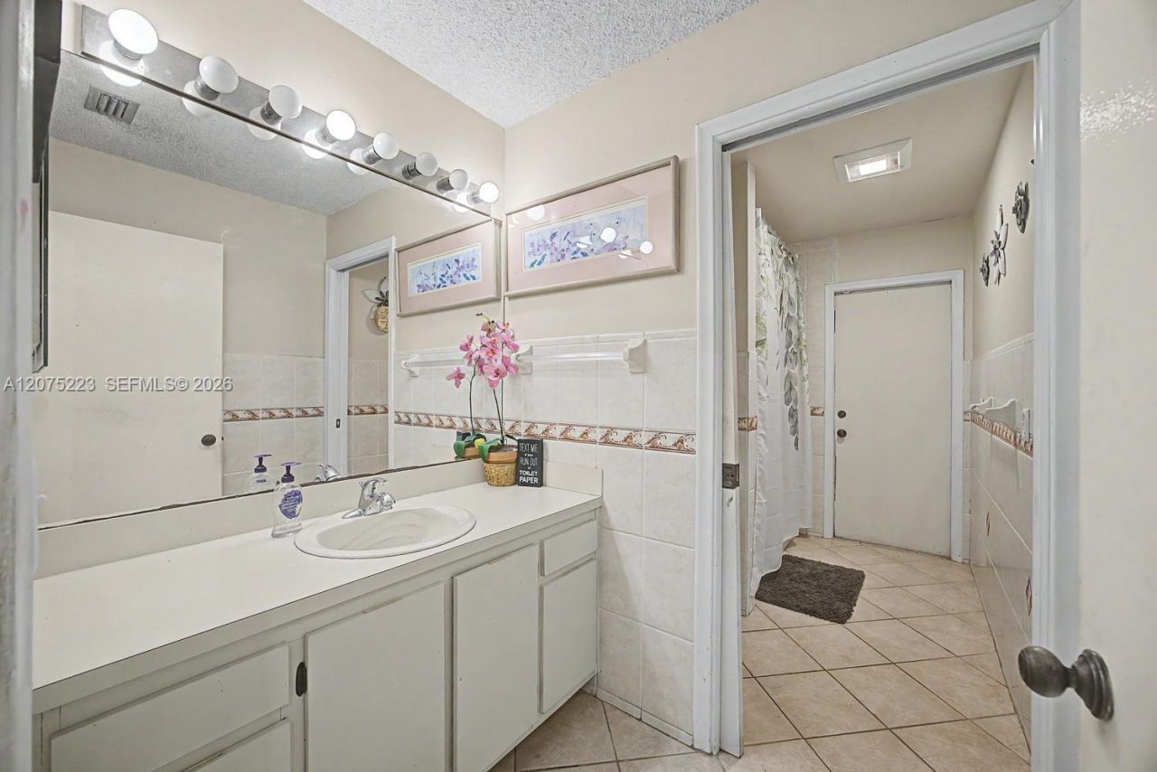 16880 SW 278th St, Homestead, FL 33031 Photo