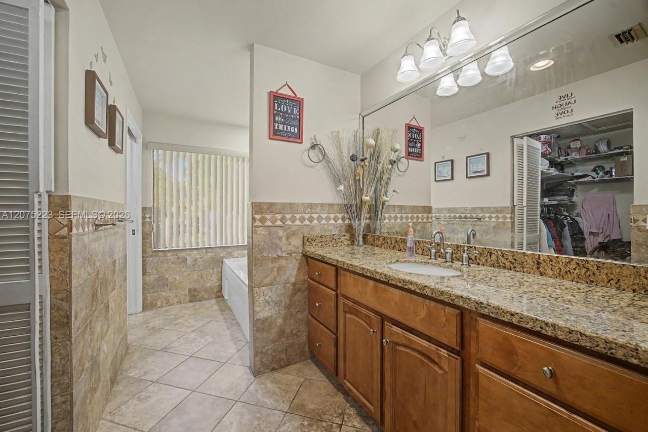 16880 SW 278th St, Homestead, FL 33031 Photo