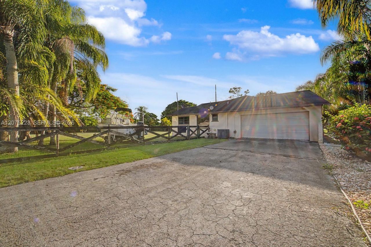 16880 SW 278th St, Homestead, FL 33031 Photo