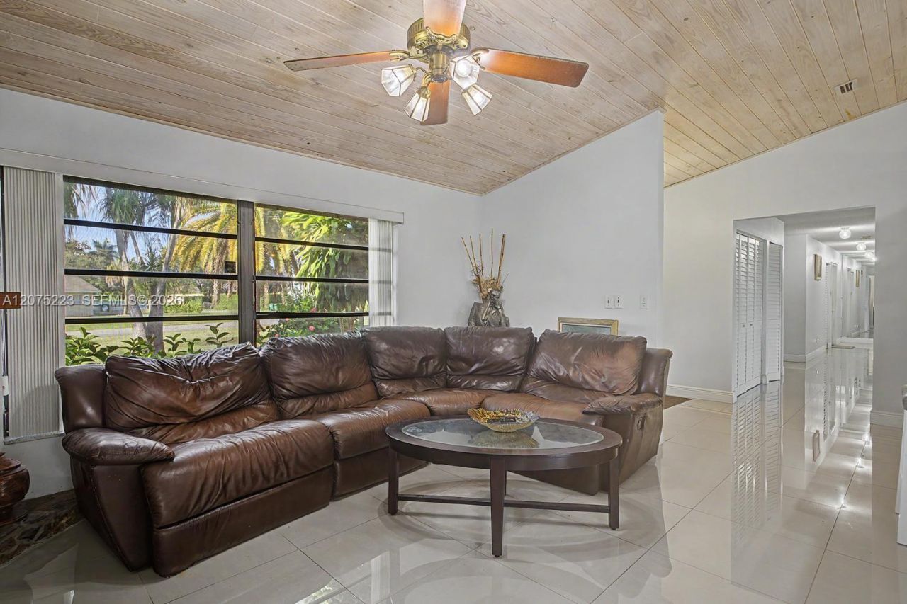 16880 SW 278th St, Homestead, FL 33031 Photo