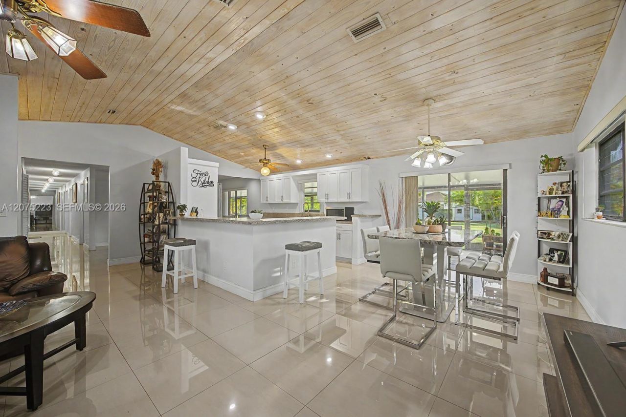 16880 SW 278th St, Homestead, FL 33031 Photo