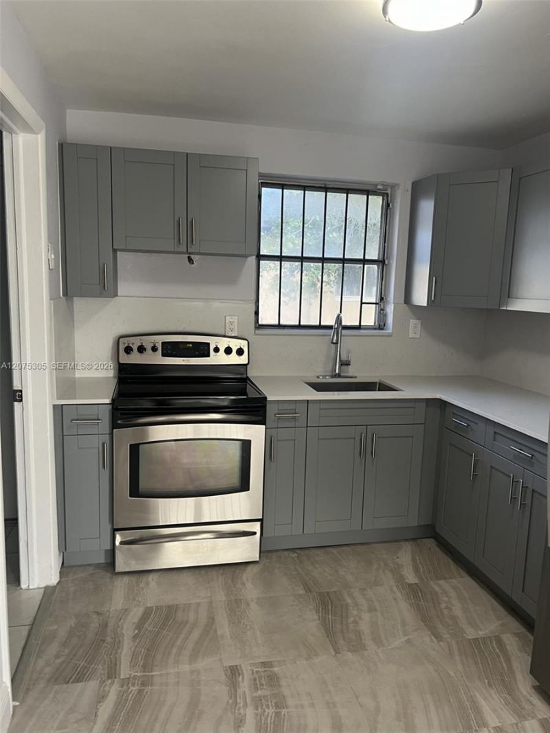 2145 NW 99th Ter , Unit 2145, Miami, FL 33147 Photo