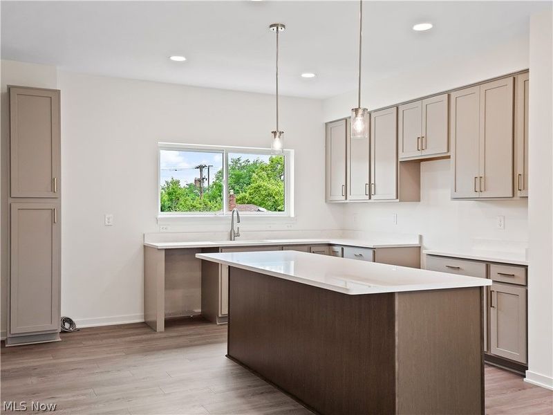 3274 Warren Road , Unit 1, Cleveland, OH 44111 Photo 13