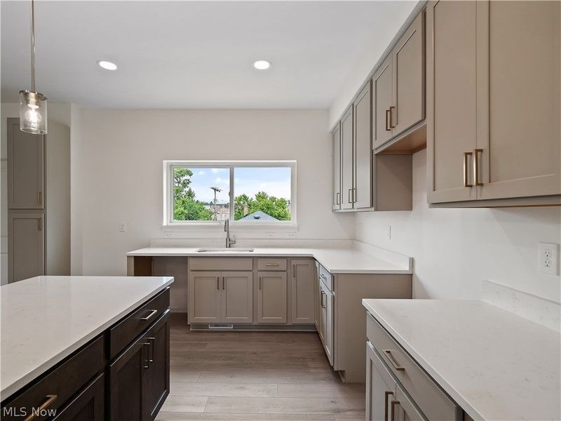 3274 Warren Road , Unit 1, Cleveland, OH 44111 Photo 16
