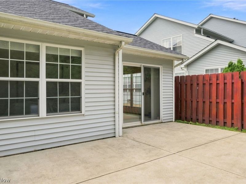 30890 Iris Court, North Olmsted, OH 44070 Photo 32