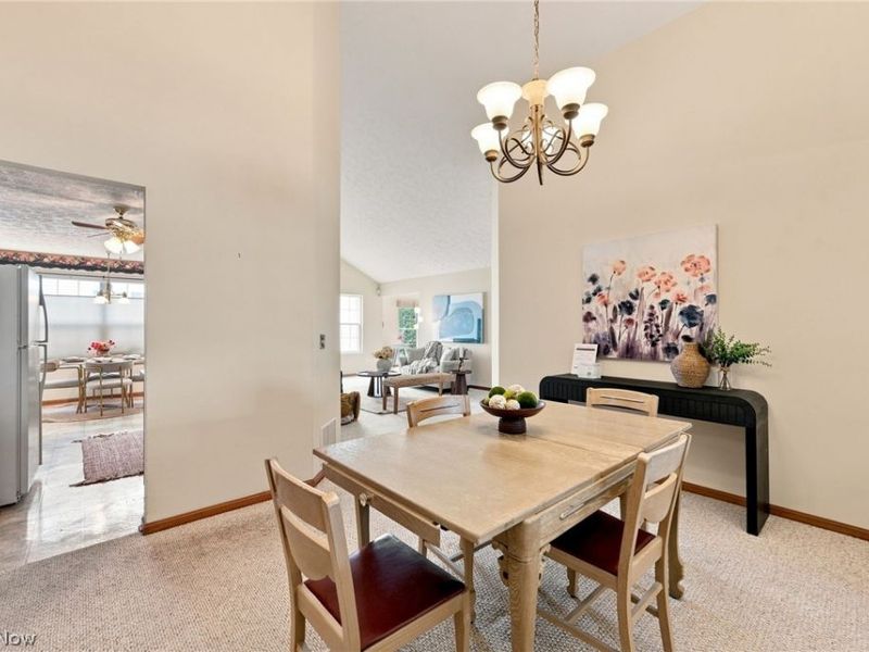 30890 Iris Court, North Olmsted, OH 44070 Photo 6