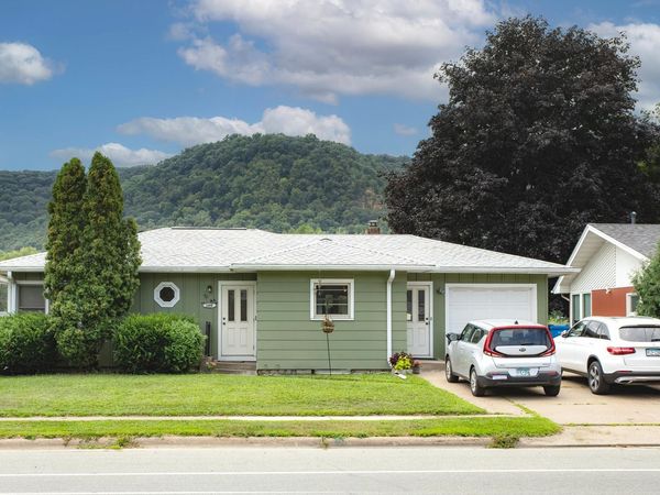 1103 Gilmore Avenue , Winona, MN 55987