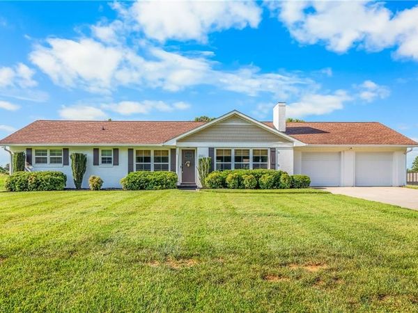 293 Hanes Lane , Lexington, NC 27295