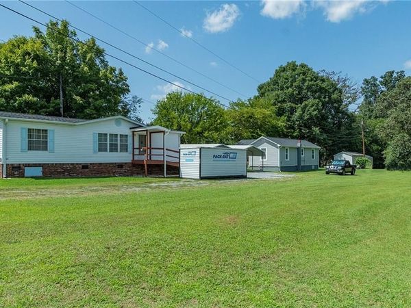 1025 E Holly Grove Road, Lexington, NC 27292