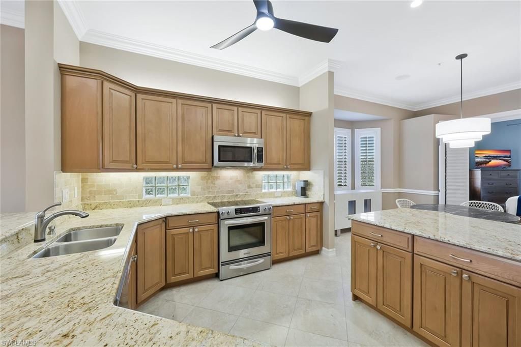 795 Bentwater Cir , Unit 204, Naples, FL 34108 Photo