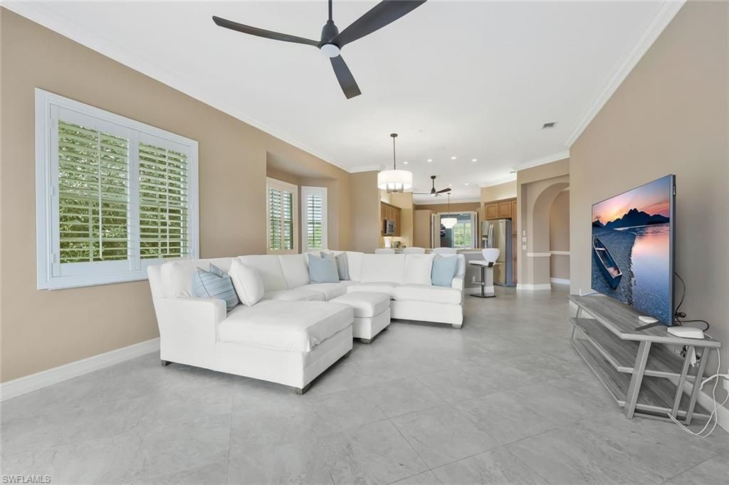 795 Bentwater Cir , Unit 204, Naples, FL 34108 Photo