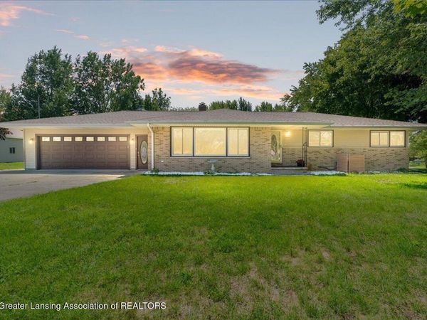 4874 E Grand River Avenue, Portland, MI 48875