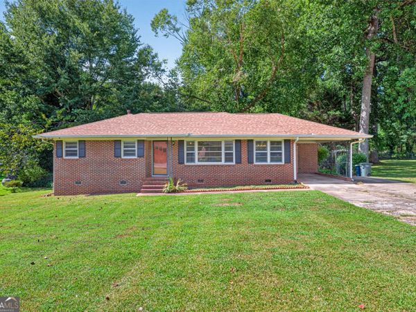 1305 Greenview Drive, Griffin, GA 30224