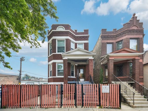 1539 N Kolin Avenue, Chicago, IL 60651