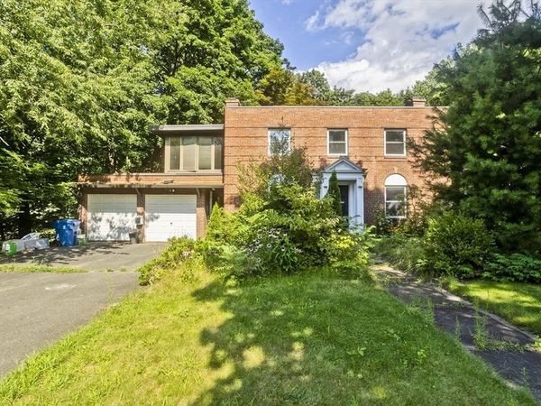 95 Craiwell Ave, West Springfield, MA 01104