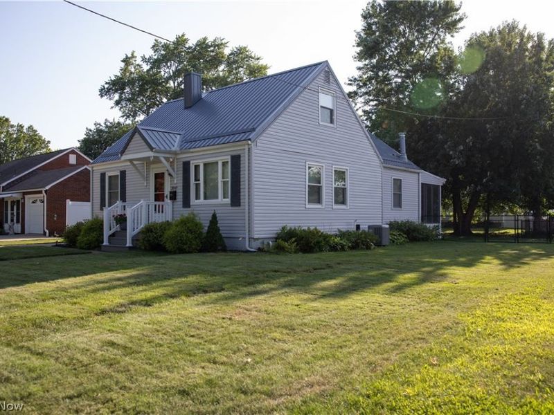 3049 Avondale Avenue, Ashtabula, OH 44004 Photo 3