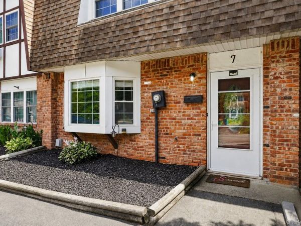 7 Roundtree Court , Beacon, NY 12508