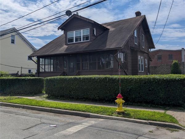 105 Courtney Avenue , Newburgh, NY 12550