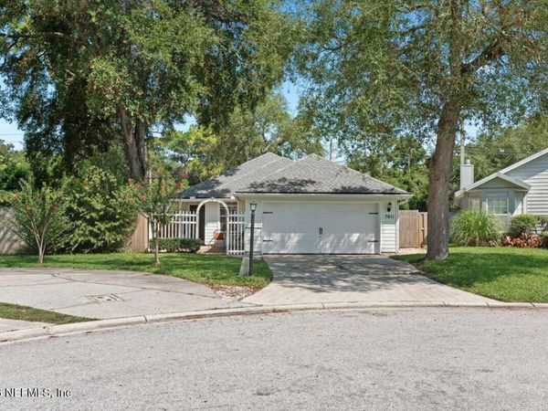 7611 LEAFY FOREST Way, Jacksonville, FL 32277