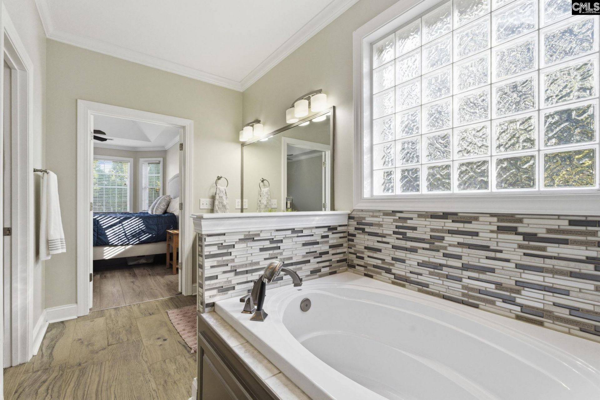 632 Barr Road  Photo 26