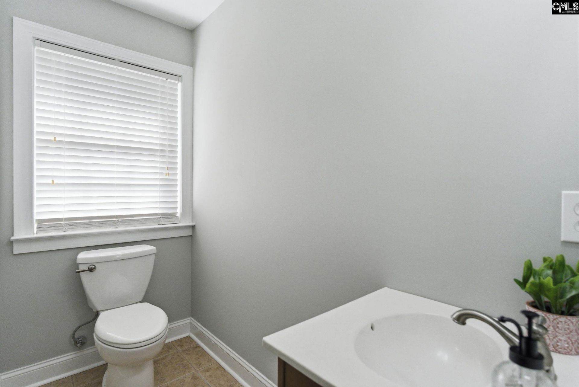 632 Barr Road  Photo 40